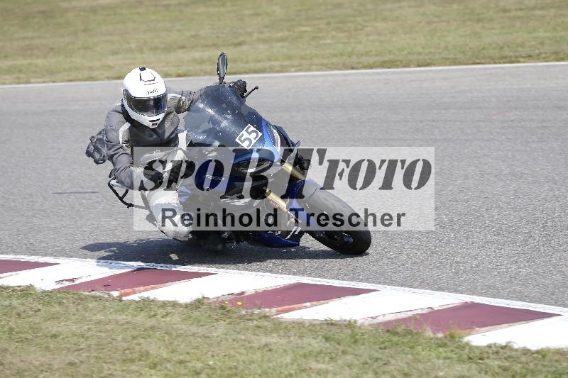 Archiv-2025/49 26.08.2025 Cornu Master School ADR/gruen-vert/55